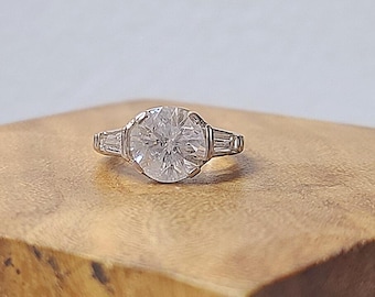 Platinum vintage engagament ring natural round shape Diamond 2.80ct. Circ 1950's