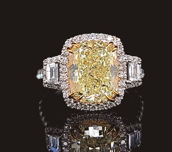 18k white gold engagement ring 4.23ct. natural ye… - image 1