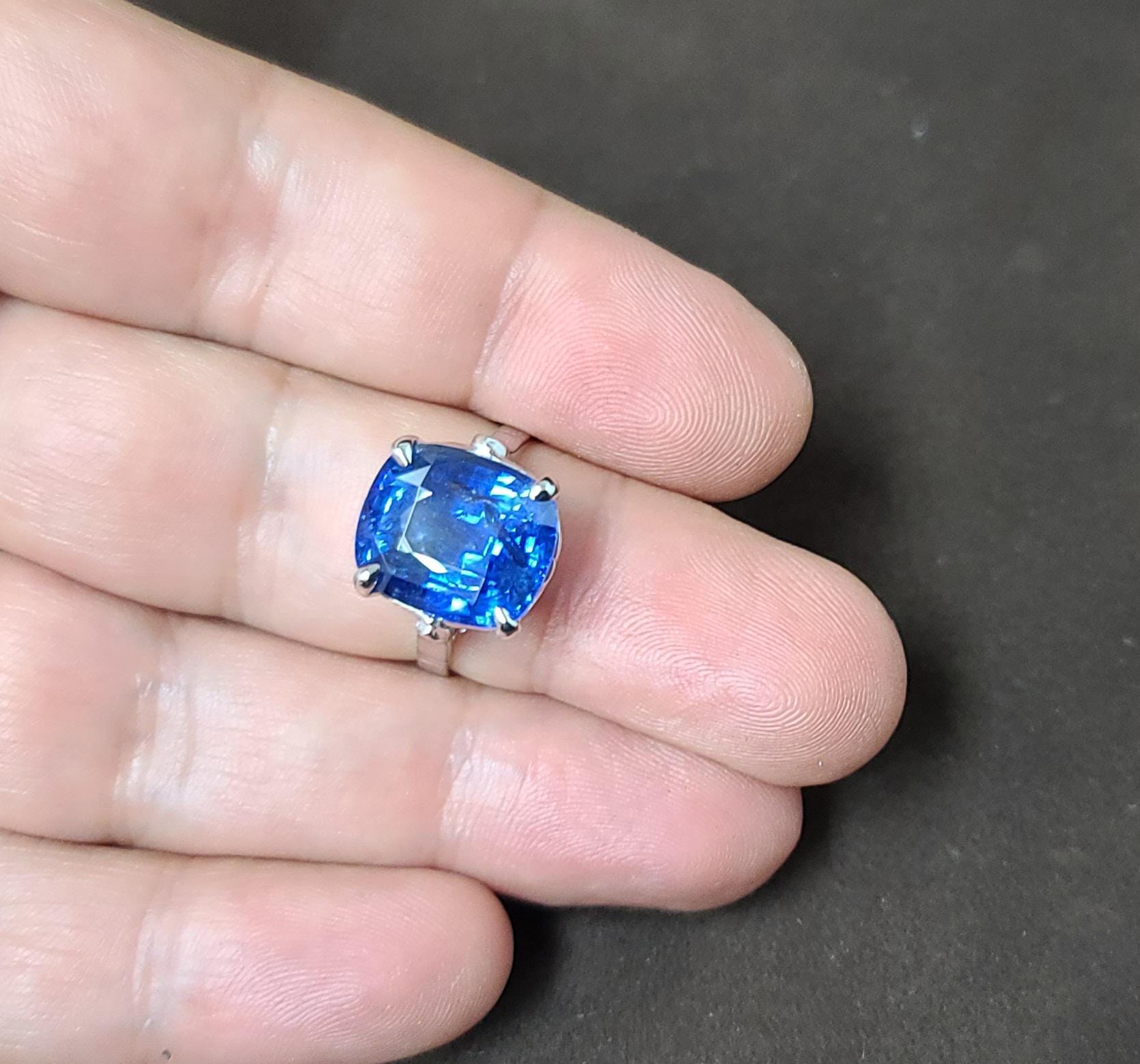 Vintage 14k White Gold Sapphire Engagement Three-stone Ring