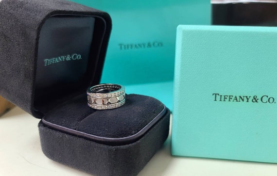 Tiffany and Co. Roman Numeral Atlas Ring