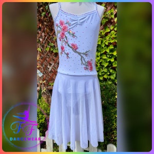 BESPOKE BRAND NEW White Stoned Lyrical / Contemporary Dance Costume Leotard (Size 1 - approx 7/8yrs)