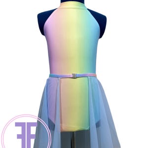 Justaucorps et jupe arc-en-ciel pastel sur mesure Costume de danse lyrique/contemporaine (7/8 ans)