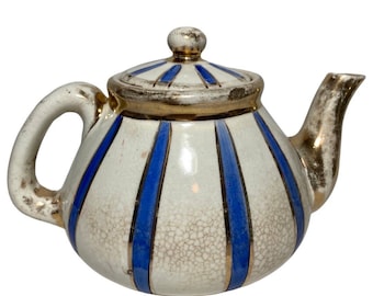 Shabby Chic Antique Tea Pot, Cambridge Art & Pottery Co/ Guernsey Cooking Ware