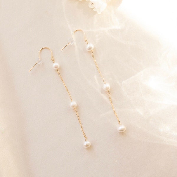 3 Pearl Drop Earring, Pearl Dangle Earring, Bridal earrings, Long chain earrings, June's birthstone Pearl, Bride to be gift, wedding earring