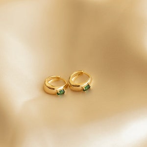 Emerald huggies, Emerald earrings, May birthstone, Huggie hoops, Gold huggies, Gold hoops, Dainty hoops, Delicate hoops, Emerald hoops