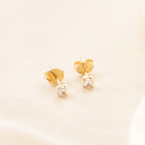 Diamond studs, Simple studs, Everyday studs, Stud earrings, Dainty earrings, Gold stud earrings, Simple earrings, Dainty studs, CZ studs
