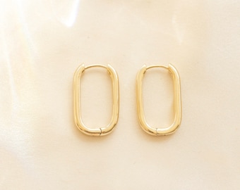 Elongated gold hoop, Modern hoop earrings, Gold oblong rectangle earring, Oval shape earrings, Minimalist hoop earrings, Link hoop earrings
