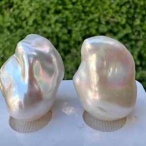 1 paio di palline di fuoco bianche, perle sciolte non forate da 18 mm X 24 mm, perle barocche sciolte, perle barocche bianche BA2411007