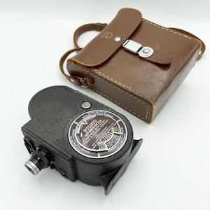 Bell and Howell Filmo Sportster Movie Camera with Leather Case Untested