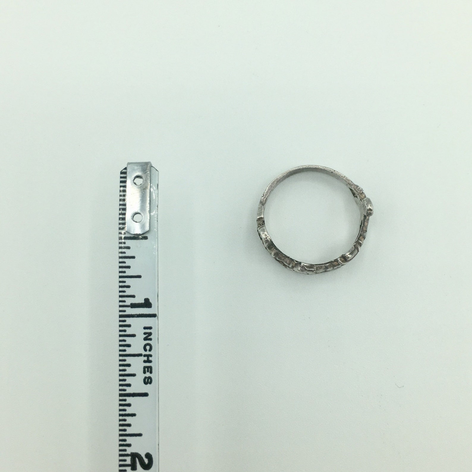 Vintage Friendship Ring Sterling Silver With 4 Figures Encircled