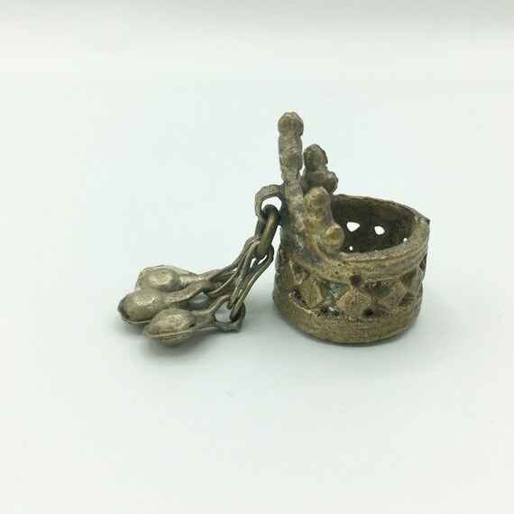 Old Unique Afghan Kuchi Silver Tone Crown Tribal Ethnic Ring  display picture 2