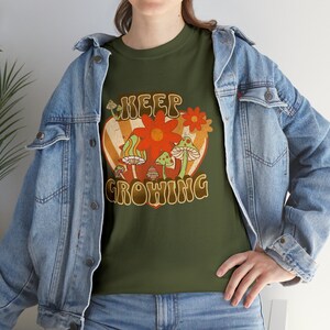 Trendy Sweatshirt, crewneck oversizedRetro Fall t shirt Cute Mushroom Vintage tshirt for Women Cotton Tee