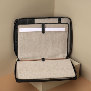 Leather portfolio case for laptop zippered