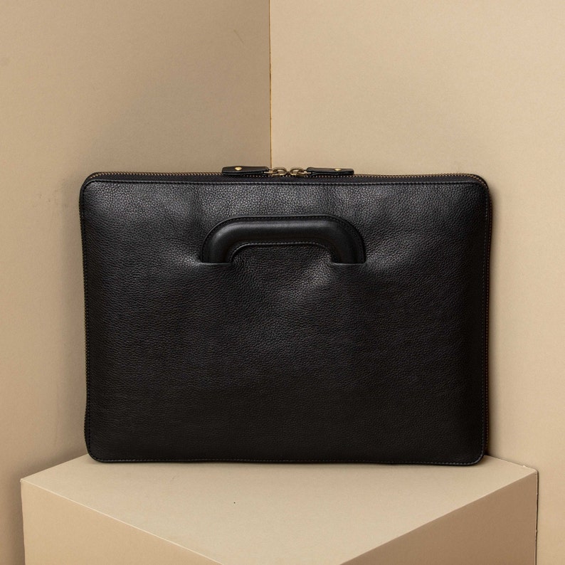 Document Case with Retractable Handles