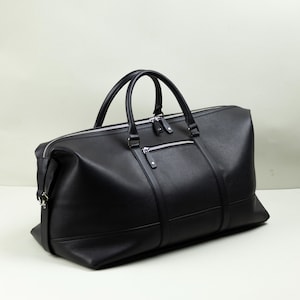 Leather Duffle Bag - Black v2