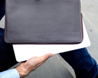 MacBook Leather Case with Handle - fits Air, Pro, Neo 13, 14, 15, 16 inch