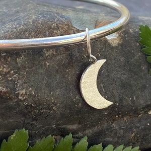 Mond Armreif, klobiger Silber Armreif, gestempelter Armreif