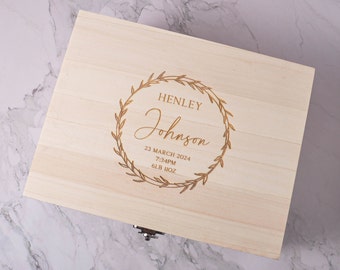 Personalised Newborn Baby Keepsake Wooden Box – Beautiful Engraved Memory Boxes for a Boy or Girl – Baby Shower Gift for New Mums and Dads