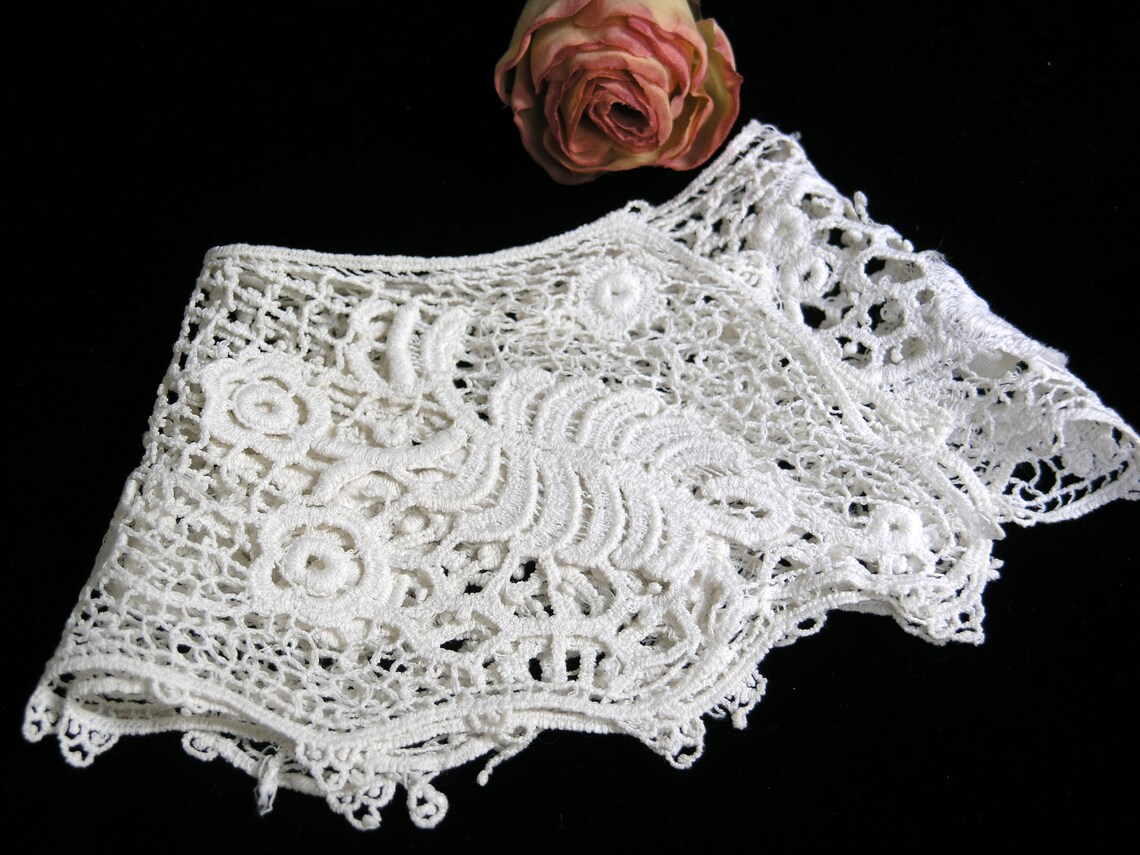 Antique Victorian Needle Lace Collar / Beautiful Italian Etsy