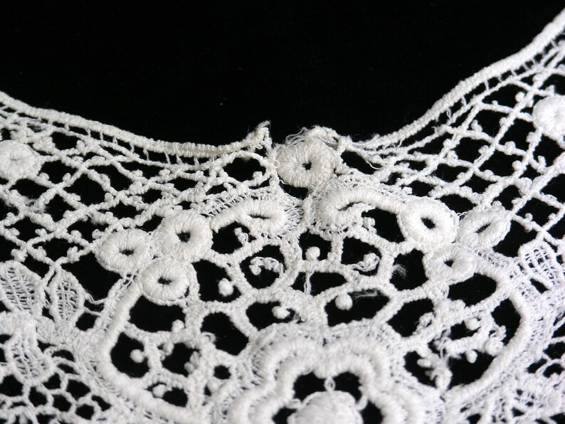 Antique Victorian Needle Lace Collar / Beautiful Italian Etsy