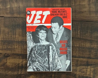 Vintage May 12, 1966 Mini JET Magazine - Oscar Brown & Judy Pace