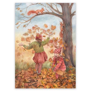 Postal de otoño con niños entre las hojas, mesa de temporada Waldorf