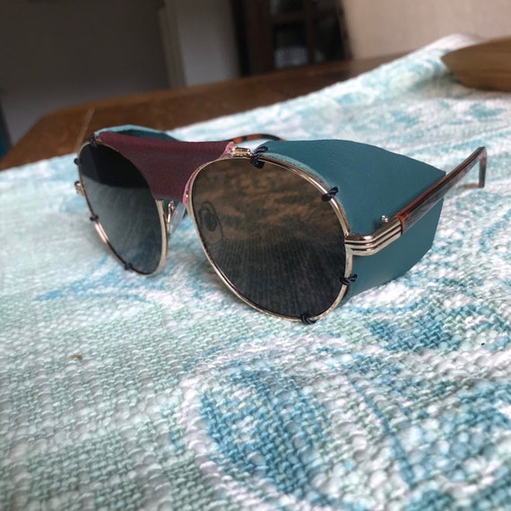 sunglasses with side guards