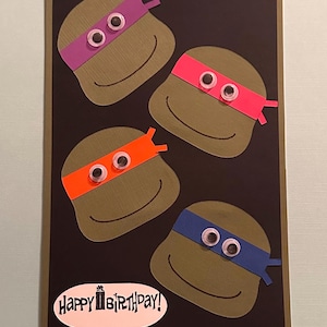 Tarjeta de cumpleaños infantil de las Tortugas Ninja Adolescentes Mutantes de 8,5 x 5,5