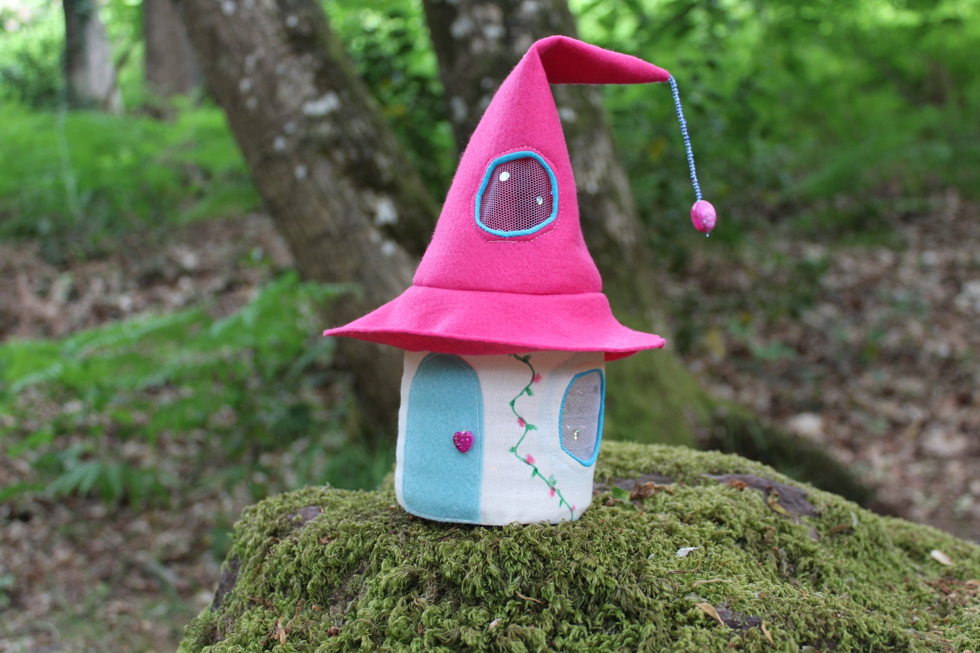 Veilleuse Maison de Fée Toit Fuchsia