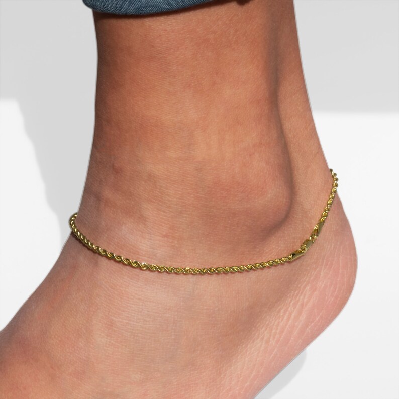 LoveBling 10k Yellow Gold 2mm Diamond Cut Rope Chain Anklet with Lobster Lock 10