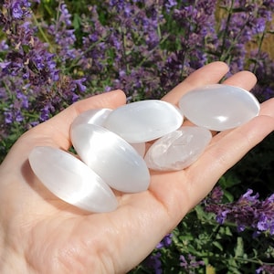 Mini Selenite Palmstone , Selenite , Small Selenite palmstone , Crown Chakra Healing , White Crystals