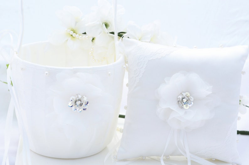 White Ring Bearer Pillow Flower Girl Basket Pillow Basket Etsy