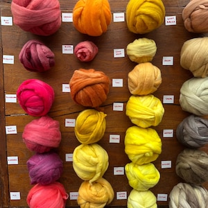 Roving, suitable for felting, merino wool, hand dyed