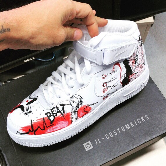 Full custom Nike Air Force 1 trash 