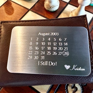 Calendrier d'anniversaire de mariage avec insert de portefeuille en aluminium avec message personnalisé, cadeau d'anniversaire pour couple