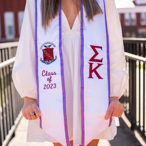 Sigma Kappa Sorority Crest Graduation Angled Stole Trim / Greek Stole with Graduating Class Year and Greek Letters / Senior Graduation Gift