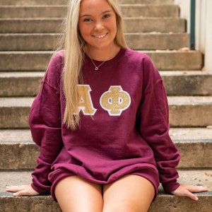 Gold Glitter Sorority Chapter Greek Letter Stitched Sweatshirt / Gildan Crew Neck Sweatshirt / Big Little Family Letter Sweatshirts