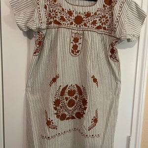 University of Texas Stripe Manta Dress W/Burnt Orange Embroidery! Size XL,XL/2X!Read Description for Measurements & Policies! Free Shipping!