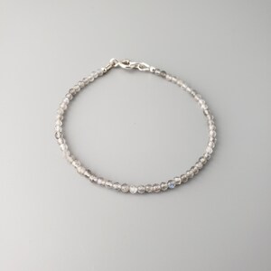 Dainty Labradorite Bracelet
