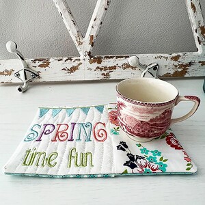 Spring Mug Rugs Machine Embroidery Designs: ITH 5x7 (Digital Download) image 8