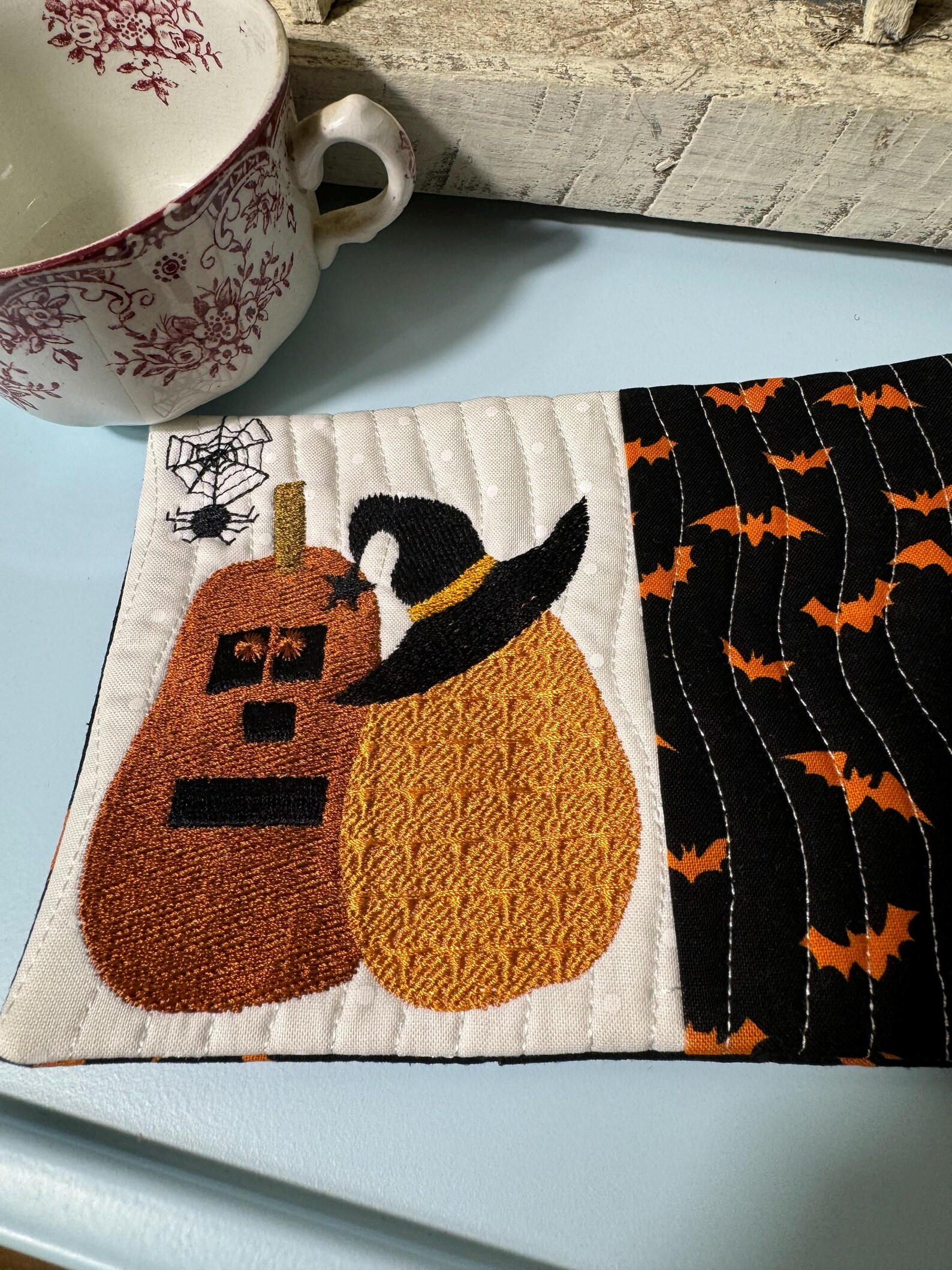 Primitive Mug Rug Bundle: All 12 Months, ITH Machine Embroidery (5x7 ...