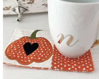 Pumpkin Heart Mug Rug: Machine Embroidery Applique ITH Pattern (5x7, 6x10)