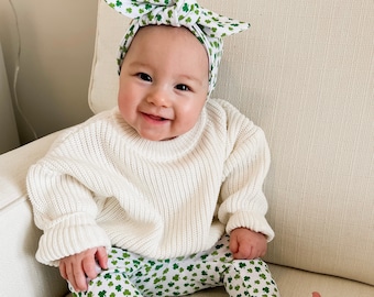 Dainty Shamrocks Leggings and/or Headband, Newborn Coming Home Outfit, Baby girl St Patrick's Day Clothes, Preemie Clothes, Toddler Outfit