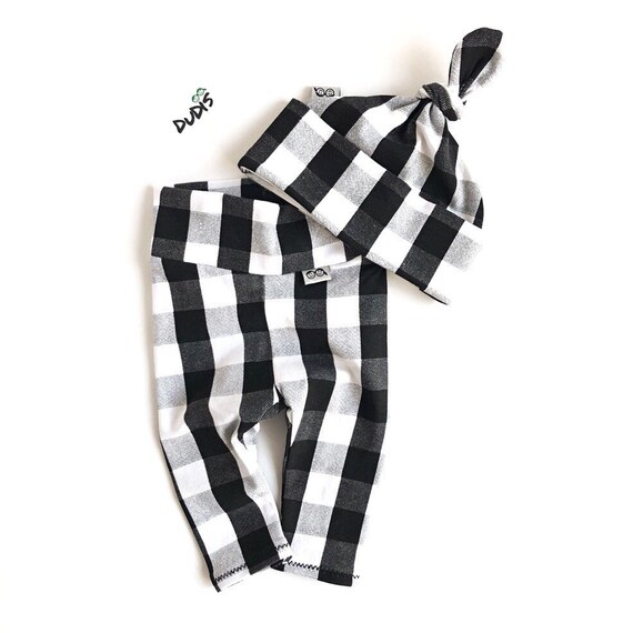 White Buffalo Plaid Leggings and Knot Hat, Unisex Preemie Boy Christmas Clothes, Newborn Coming Home Outfit, Baby Pants and Beanie Gift
