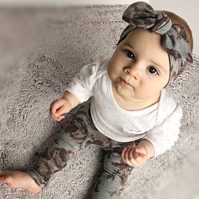 Floral on Heather Gray Leggings and Top Knot Headband / - Etsy