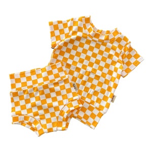 Yellow Retro Checkered Dudis Summer Lounge Set, Handmade Kids Tee and Shorts Set, Summer outfit, Newborn Clothes, Toddler Fashion Outfit