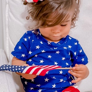 Navy Stars & Red Striped Mix and Match Dudis Summer Lounge Set, Handmade Kids Tee and Shorts Set, Summer holiday outfit, Newborn Fashion image 3