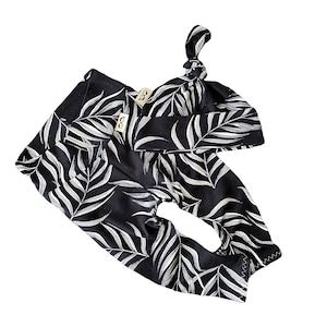 Black Pampas Leaves Leggings and Knot Hat, Preemie Palm Print Clothes, Newborn Coming Home Outfit, Baby Pants and Beanie, Baby Shower Gift