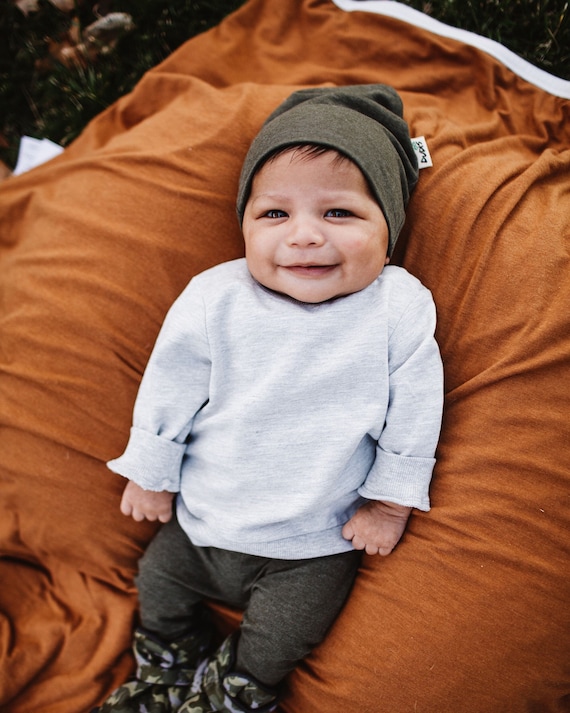 U CHOOSE COLOR, Baby Boy Olive Green Leggings and Beanie Set