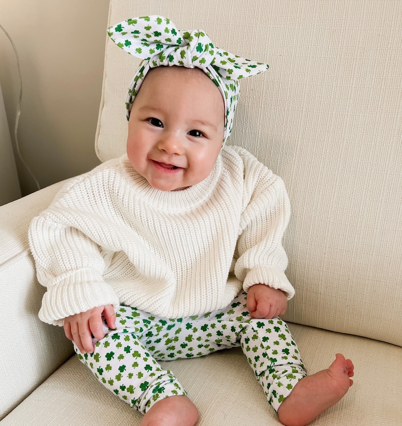 Tiny Shamrocks Leggings and\/or Headband, Newborn Coming Home Outfit, Baby girl St Patrick's Day Clothes, Preemie Clothes, Toddler Outfit